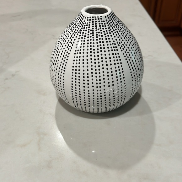 Dotted Pattern Bud Vase - Medium/NWT - Picture 4 of 6